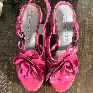 Vera Wang Lavender pink 6M shoes